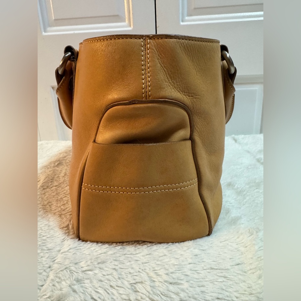 CELINE Boogie Bag Vintage Leather Handbag in Camel Tan - Made in Italy - EUC - Picture 7 of 16